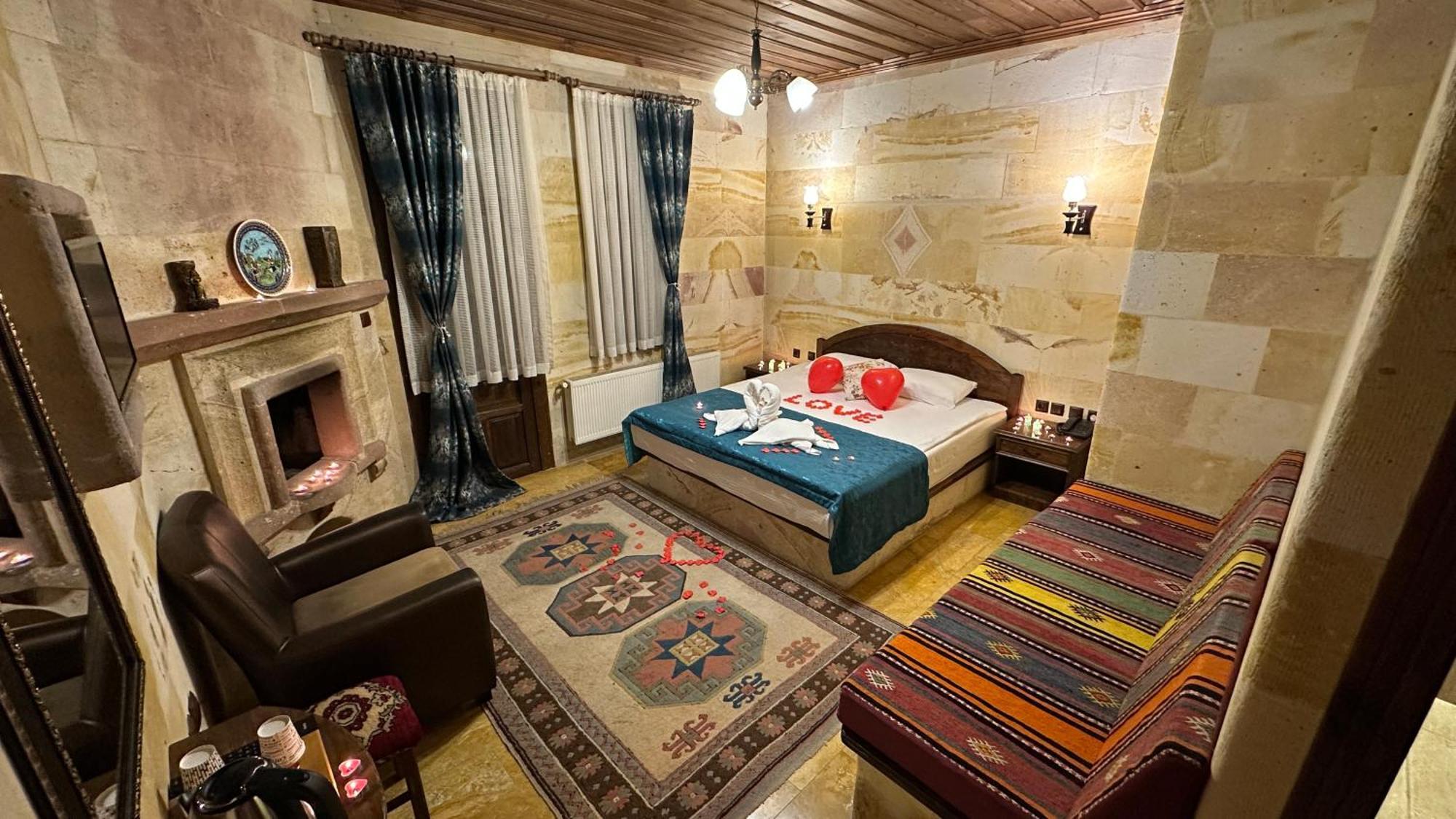 Akuzun Stone Hotel Ürgüp Eksteriør billede